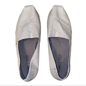 Metallic Silver Toms